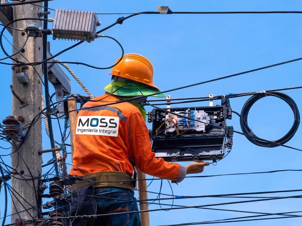 Fibra óptica MOSS